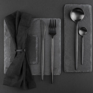 🍽️ 24-Piece Black Stainless Steel Silverware Set