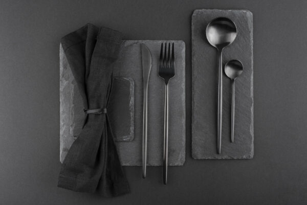 🍽️ 24-Piece Black Stainless Steel Silverware Set